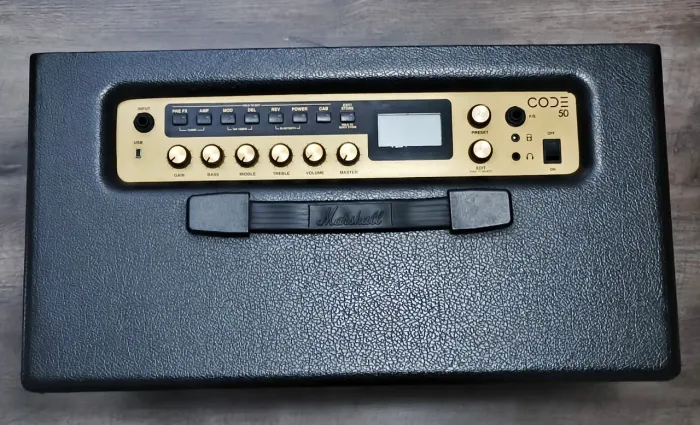 Amplificador Marshall Code 50 (com footswitch)