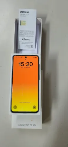 Galaxy S21FE 5G 256GB com NF seminovo com muito espaço e desempenho top