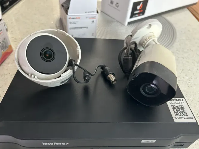 DVR Intelbras HDCVI 1008 Geração 2 - 8 Canais + 2 Câmeras de Brinde