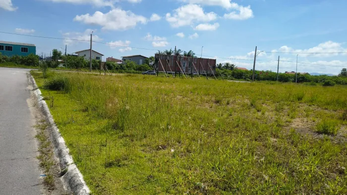 Lote esquina VILLA TOSCANA  R$ 220.000,+ parcelas 