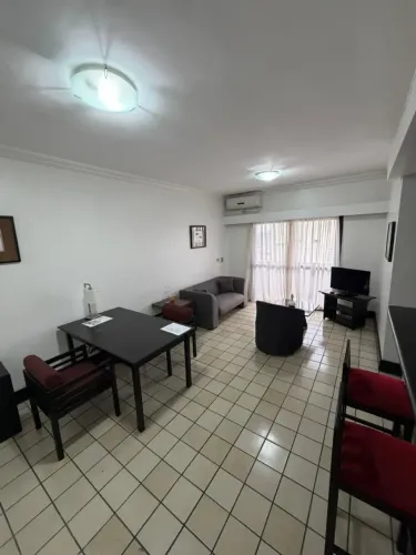 Alugo excelente flat mobiliado de 47m² no Adrianópolis Apart Service Adrianópolis