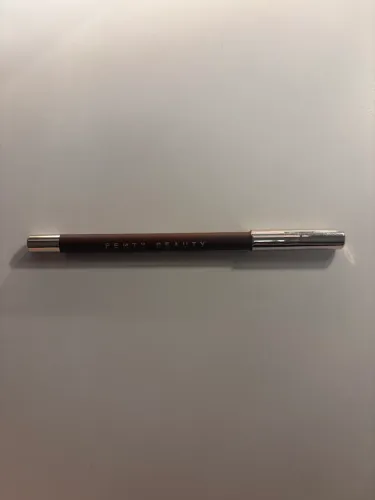Lápis Labial Fenty Beauty - Traced out