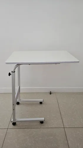 Mesa Multiuso com Rodinhas