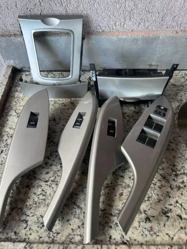 Moldura Corolla 2009 a 2014