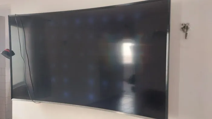 vendo uma TV Samsung 55 polegadas para retirada de peças