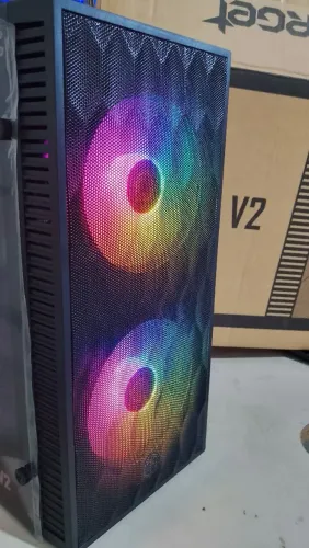 Gabinete gamer tgt preto duas fans RGB novo