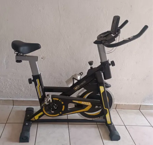 Bicicleta Ergonometrica NOVA - em ótimo estado