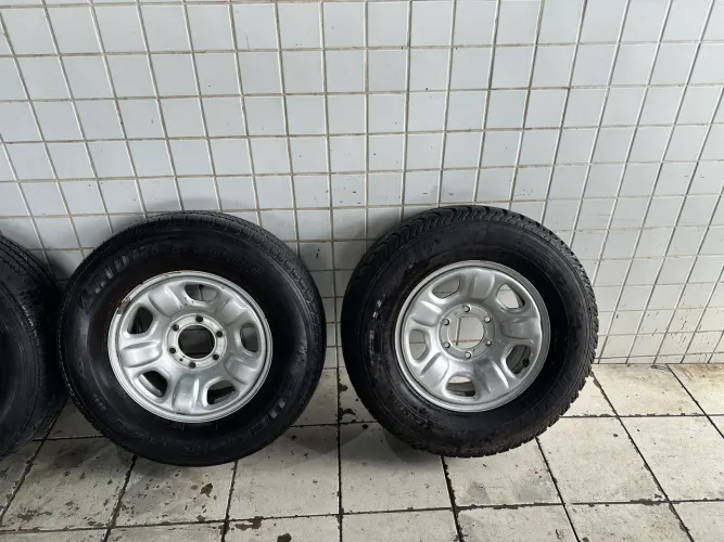 Rodas S10 LS Aro 16 Pneus 245/70