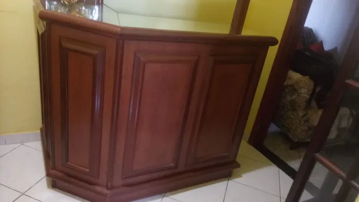 BAR DE MADEIRA