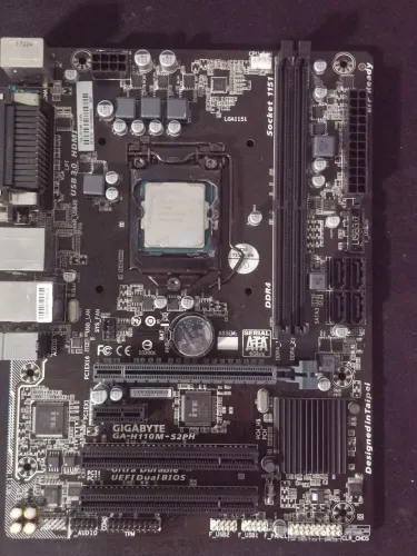 I7 7700 placa mãe Gigabyte Gah110m funcionando<br>Placa mãe Gigabyte Gah110m 350 pila