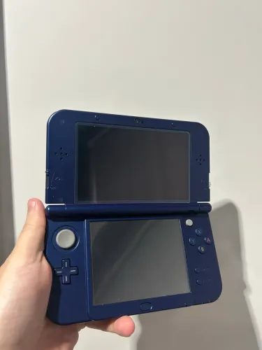 New Nintendo 3DS Metallic Blue - Desbloqueado - Tela Superior IPS
