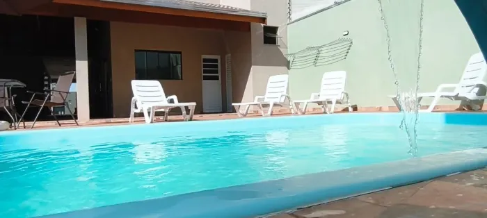 Vendo excelente casa mobiliada 4 suítes - terreno 472m² - piscina aquecida - em Olímpia -