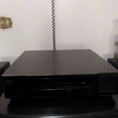 Videocassete CCE Vcr X40 HQ ( era tecnology Daewoo) top 4 head Silencioso