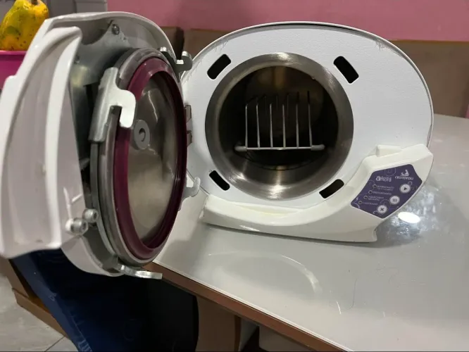 Autoclave Cristófoli Amora 4 Litros Bivolt - Estado de Nova (Pouquíssimo Uso)
