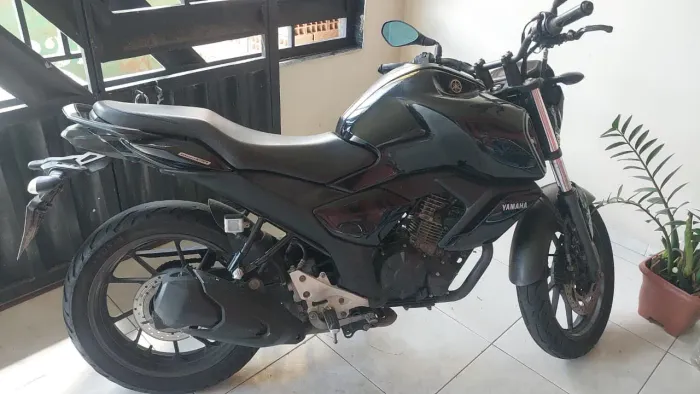 Grande oportunidade de adquirir sua moto