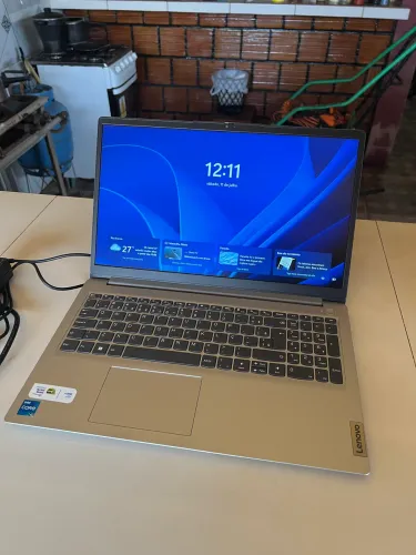 NOTEBOOK LENOVO i5 8GB RAM SSD 512GB