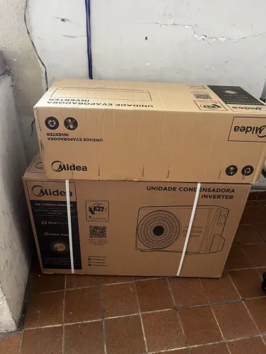 Vendo ar condicionado split Midea AI ecomaster 12.000 btus por 2000$ na caixa
