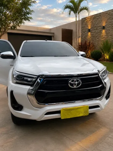 Toyota Hilux CD SRX 4X4 2.8 TDI 16V Diesel Aut. 2017