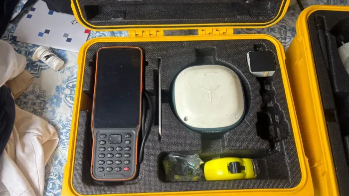 Sistema GNSS RTK CHCNAV i73