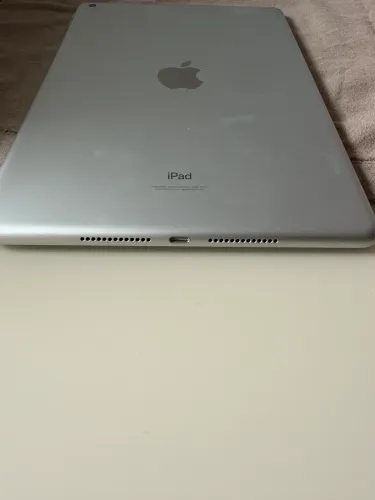 iPad retirada de peças.