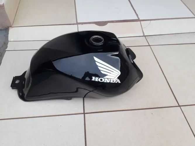 tanque fan 125 do ano 2009 ao ano 2013 400 reais a base de troca zap *