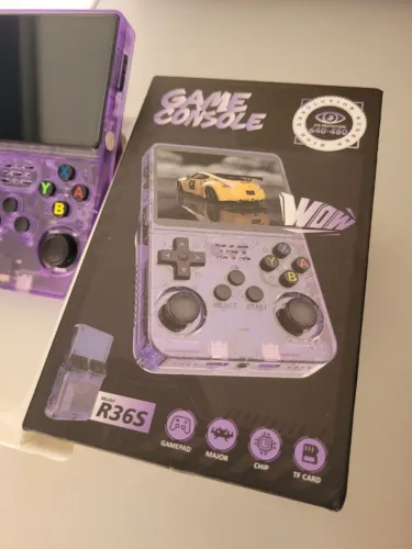 Console Portatil r36s mais de 15.000 jogos video game