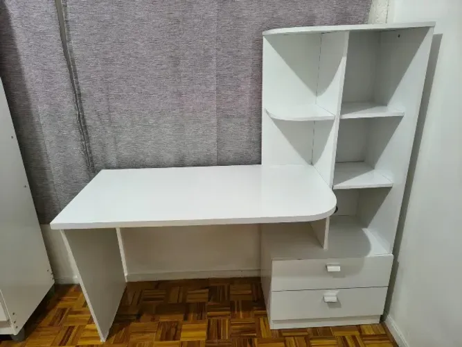 Escrivaninha com Estante - Branca