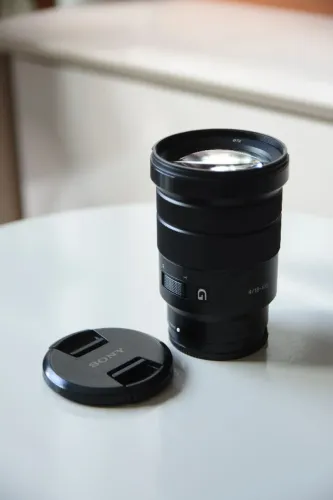 Lente Sony E Pz 18-105mm F/4 G Oss + Filtro ND Variável K&F Concept Nano-B (72mm)-Seminova