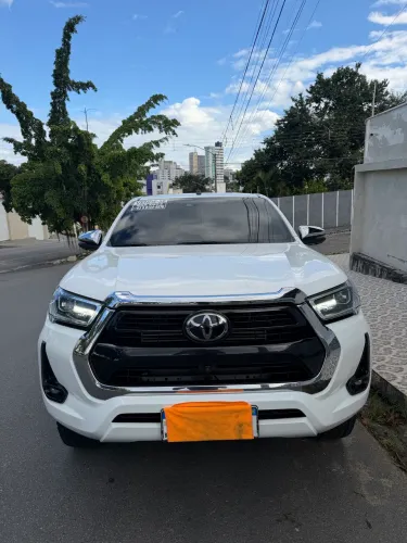 Toyota Hilux CD SRX 4X4 2.8 TDI 16V Diesel Aut. 2024