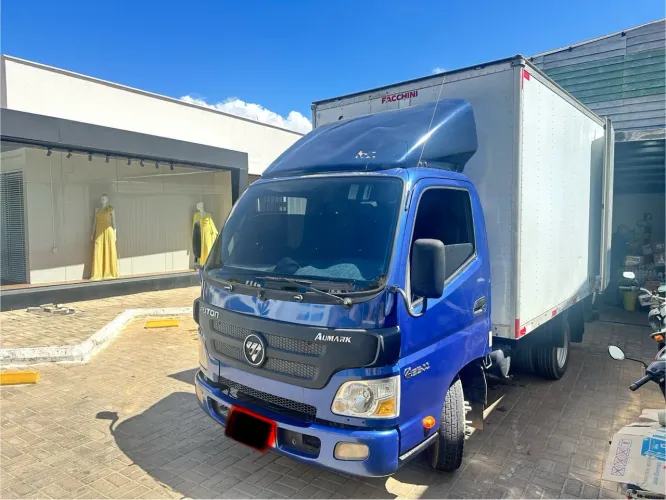 Caminhão Foton aumark
