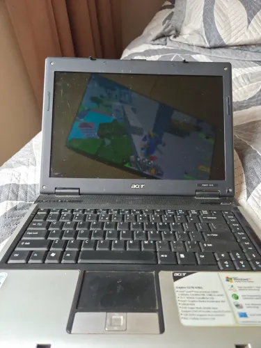 Tela Notebook 14.1 CCFL WXGA + Carcaça Acer Aspire 5570 (Para Peças / Reparo)