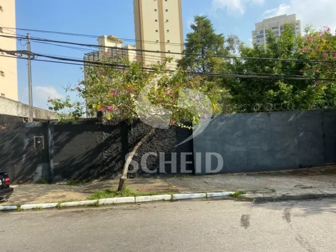 Terreno de 601,00m² útil, para venda na região da Vila Santa Catarina.