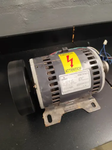 Motor trifásico
