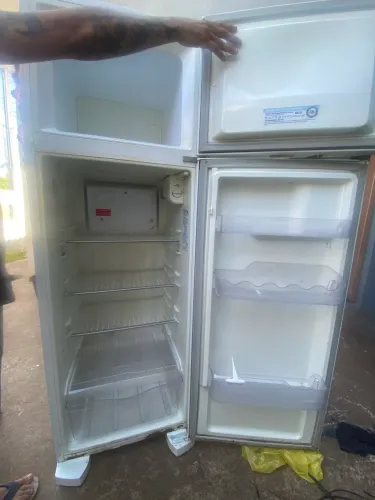 Geladeira Eletrolux