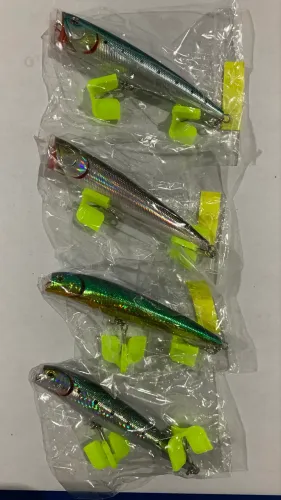 Isca artificial saltiga Dorado 