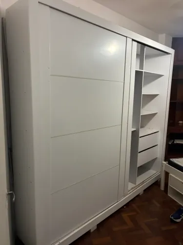 Guarda roupa casal doação 