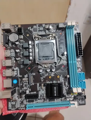 Placa mãe h61 (NOVA)