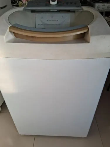 Vendo máquina de lavar Brastemp Ative 11 Kg, semi nova.