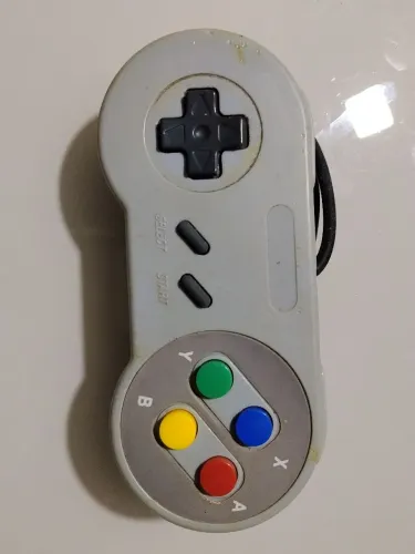Controle ? super Nintendo retrô