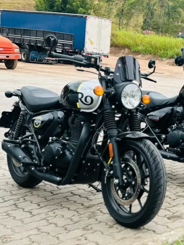 Royal Enfield Hunter 350 Rebel ABS 2025