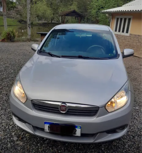 Fiat Grand Siena Attrac. 1.4 EVO F.flex 8V 2014