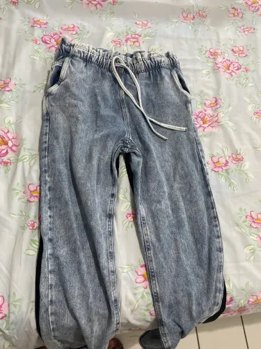 Roupas usadas excelentes