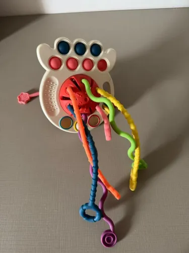 Brinquedo Montessori de Puxar Cordão - Marca: Moniss.