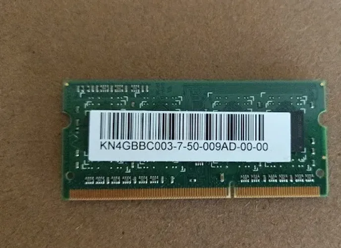 Memória RAM ADATA DDR3L 4 GB 1600 MHz CL11