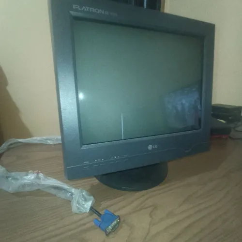 LG Flatron EZ T530s Monitor de Tubo