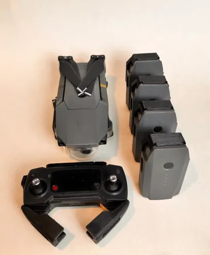 DJI Mavic Pro Fly More Combo 1ª Geração + 5 Baterias