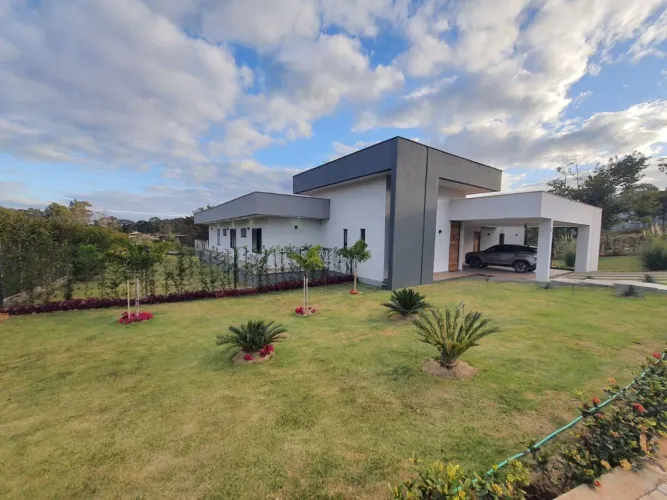 Casa Condomínio Alto Bela Vista em Moeda.
