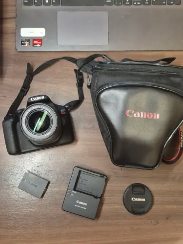 Canon T7 kit completo 