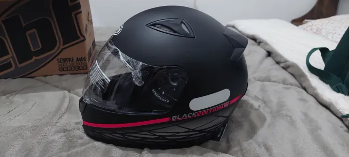 Capacete novo 58