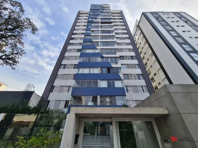 Apartamento de 3 quartos para alugar no Bigorrilho